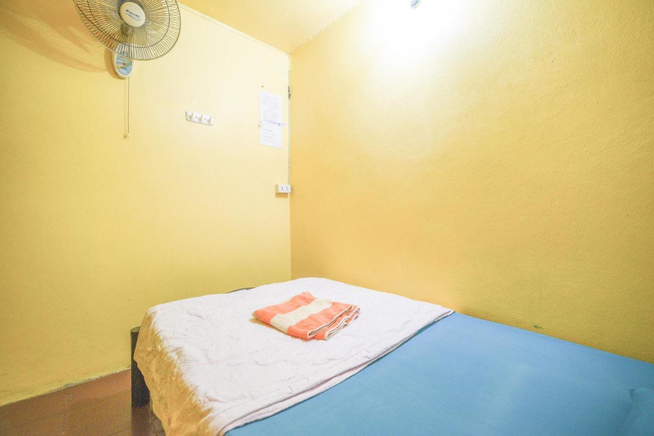 Oyo 938 Place Inn Bangkok Kültér fotó